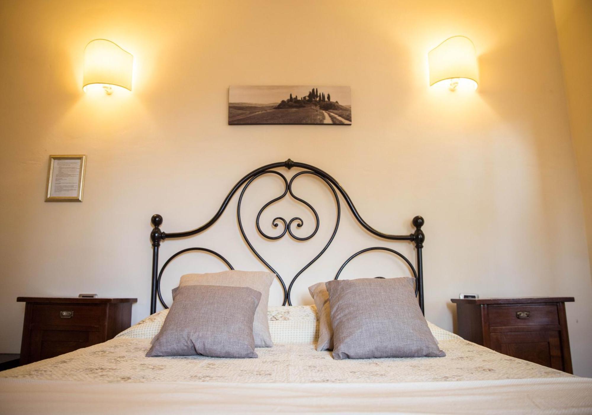 Bio Agriturismo Poggio Aione 사투르니아 외부 사진