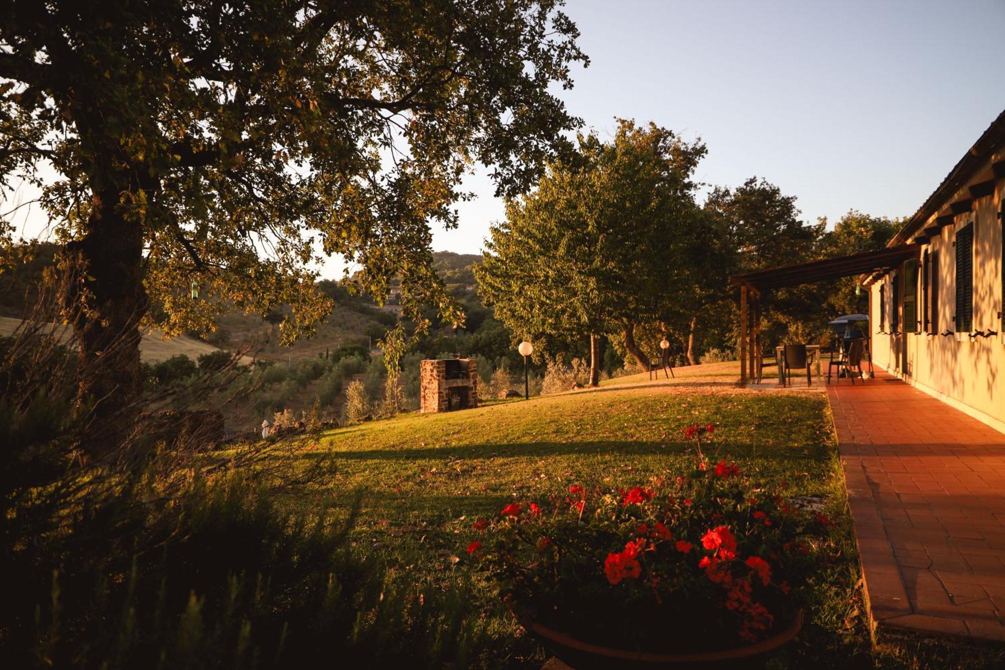 Bio Agriturismo Poggio Aione 사투르니아 외부 사진