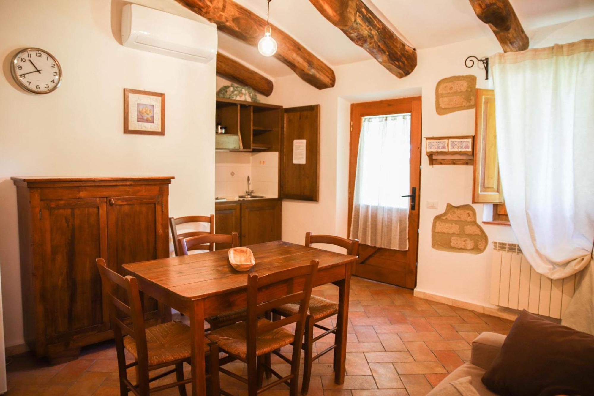 Bio Agriturismo Poggio Aione 사투르니아 외부 사진
