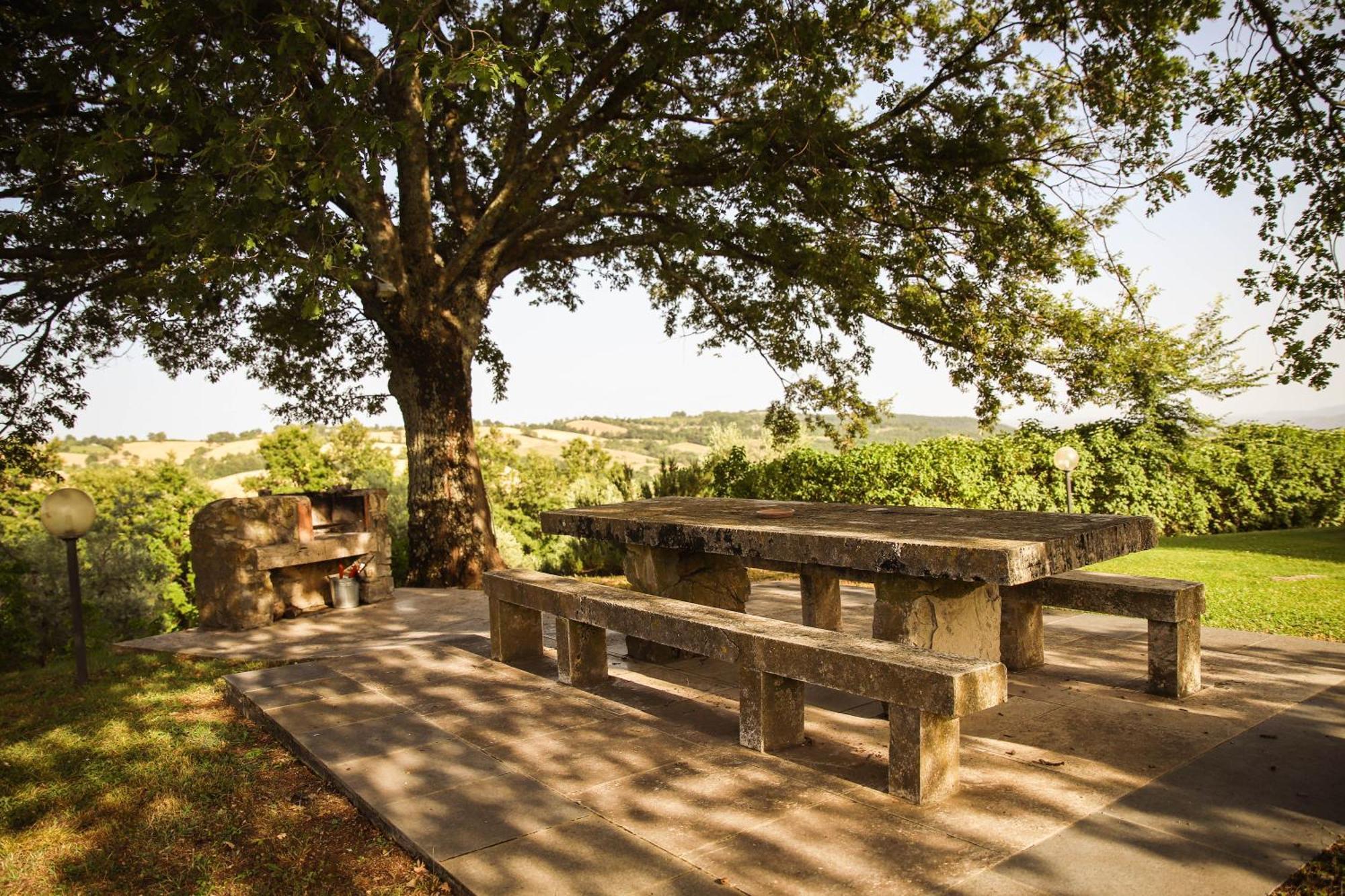 Bio Agriturismo Poggio Aione 사투르니아 외부 사진