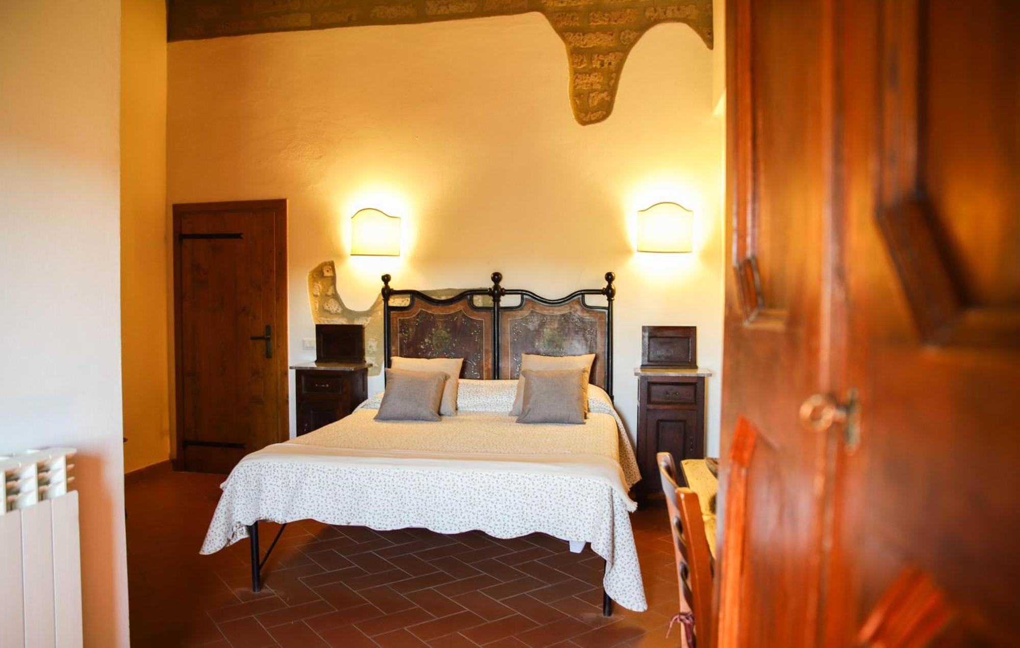 Bio Agriturismo Poggio Aione 사투르니아 외부 사진