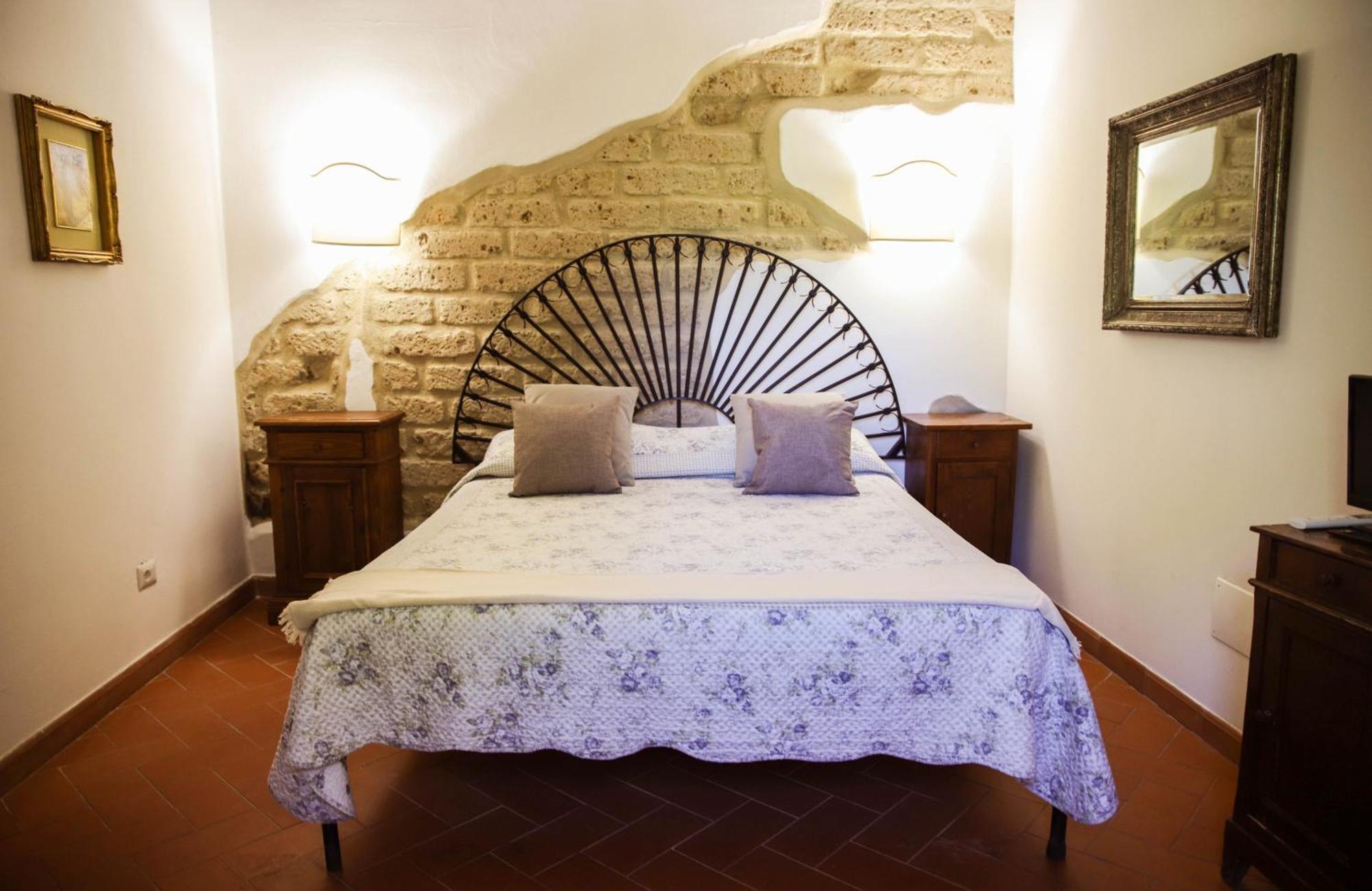 Bio Agriturismo Poggio Aione 사투르니아 외부 사진